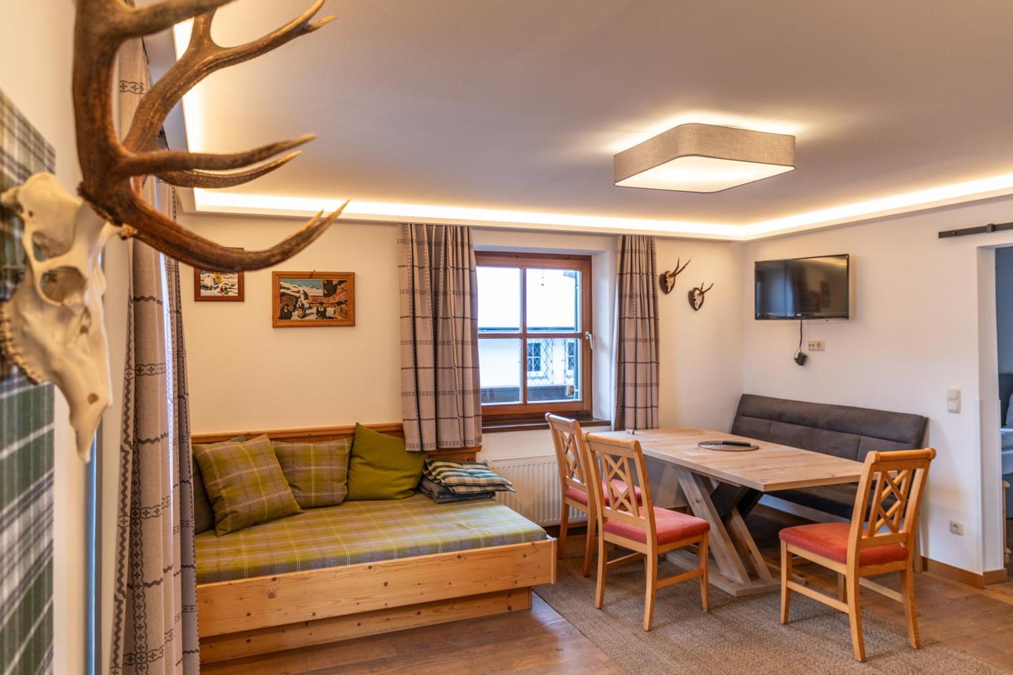 Appartements Kirchenwirt Kirchberg en Tyrol Extérieur photo